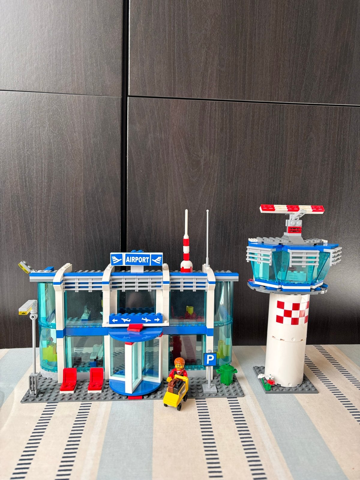Lego City Vliegveld met verkeerstoren, Ophalen, Gebruikt, Overige merken