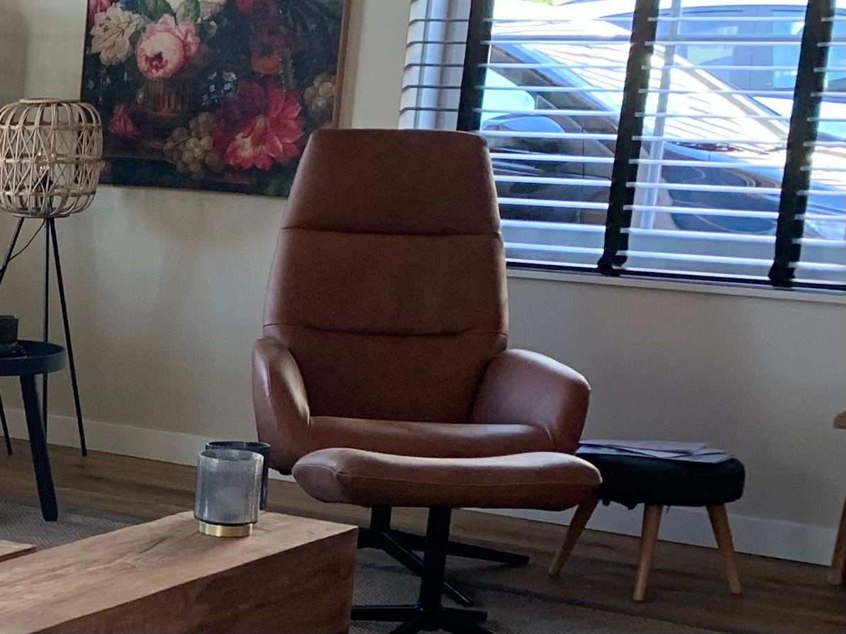 Leren draai fauteuil cognac met voetenbankje, Ophalen, Gebruikt, Leer, 75 tot 100 cm