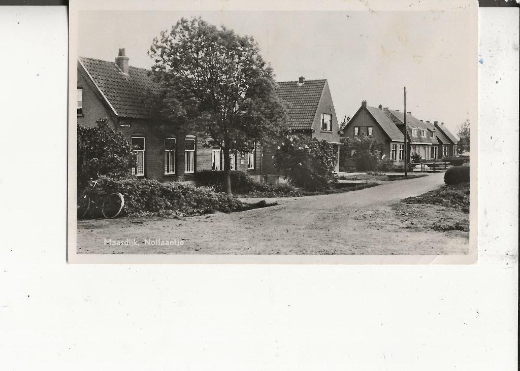 Maasdijk Nollaantje  1955, Verzamelen, Ansichtkaarten | Nederland, Ophalen of Verzenden, 1940 tot 1960, Gelopen, Zuid-Holland