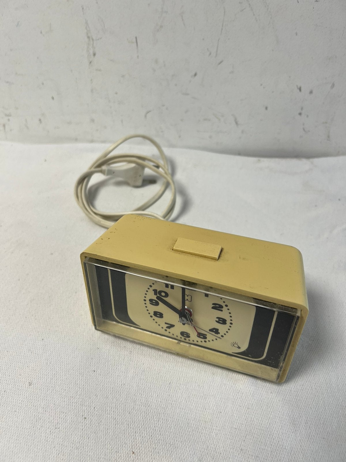 Te Koop : Vintage Hema Wekker Jaren 90, Witgoed en Apparatuur, Wekkers, Ophalen of Verzenden, Gebruikt, Analoog