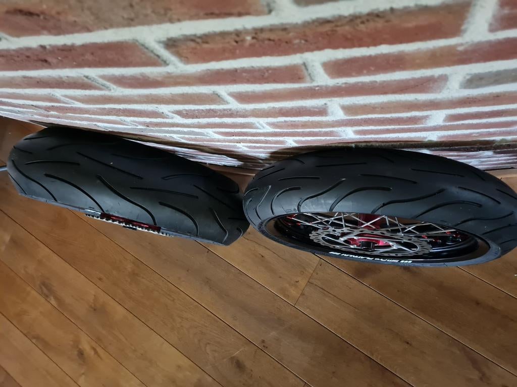 SM Pro Platinum Supermoto Wielen met Banden voor Honda 450, Ophalen of Verzenden, Gebruikt