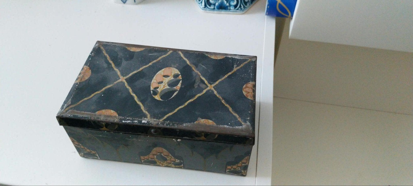 Antieke  blikken doos verkade, Ophalen of Verzenden