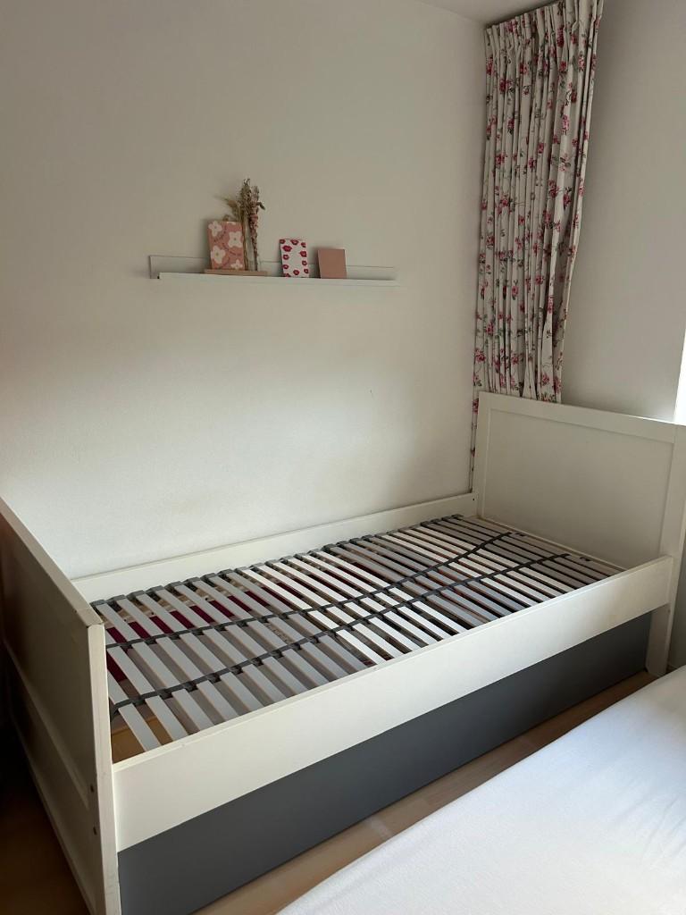 Bed, Ophalen, Gebruikt, 90 cm, Eenpersoons