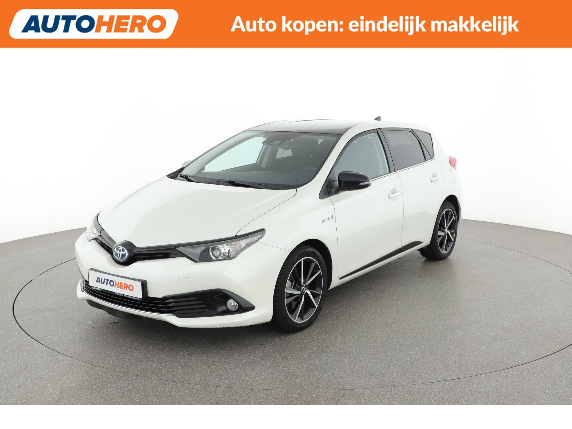 Toyota Auris 1.8 Hybrid Dynamic |LR33251| (bj 2017), Gebruikt, 4 cilinders, Met garantie (alle), Wit