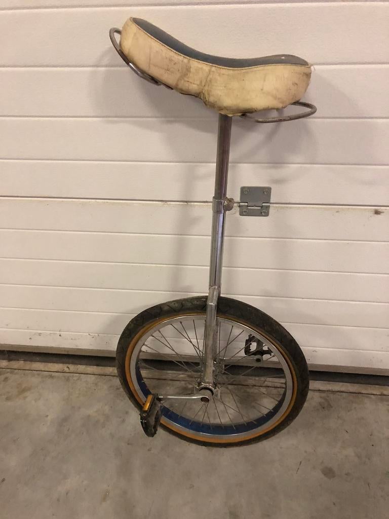 Eenwieler, Fietsen en Brommers, Ophalen, Gebruikt