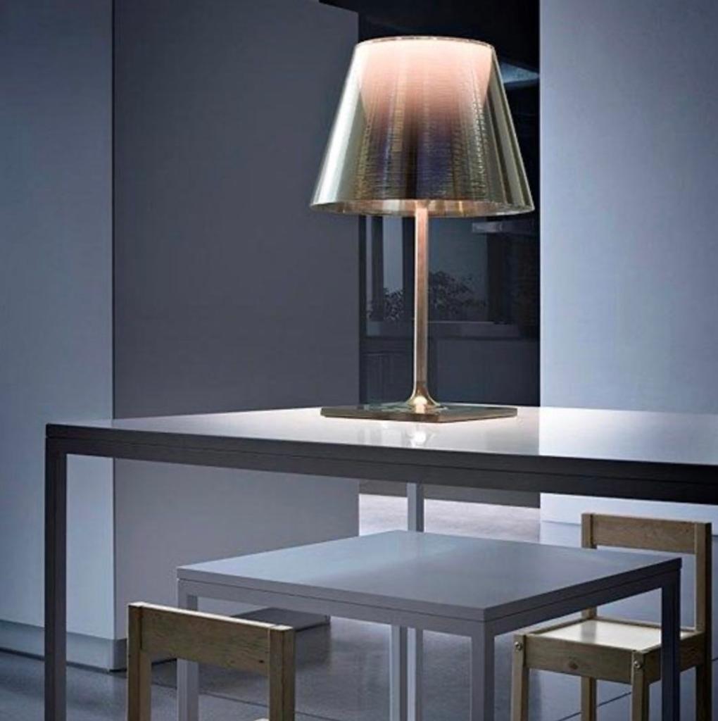 Phillips Starck Flos Ktribe T1 tafellamp met dimmer, Ophalen of Verzenden, Zo goed als nieuw, Metaal, 50 tot 75 cm
