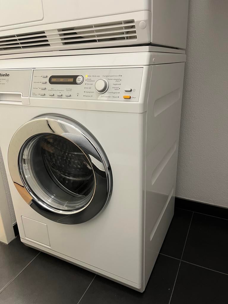 Miele W5847 SoftCare wasmachine–7kg–1400rpm–zeer nette staat, Ophalen, Zo goed als nieuw, Voorlader, Kort programma
