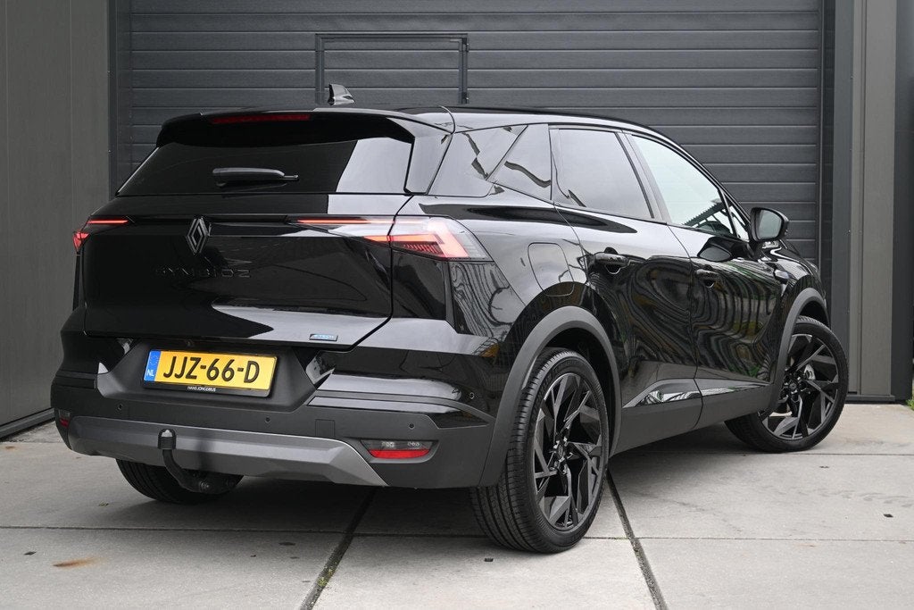 Renault Symbioz E-Tech full hybrid 145 esprit Alpine | TREKH, Auto's, Renault, 745 kg, Stof, Gebruikt, Zwart