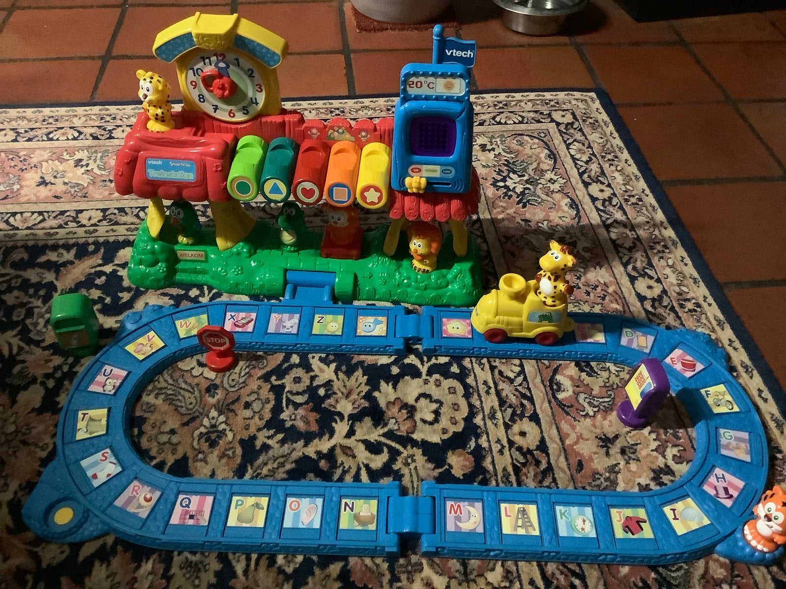 Alfabettreinbaan VTech, Ophalen