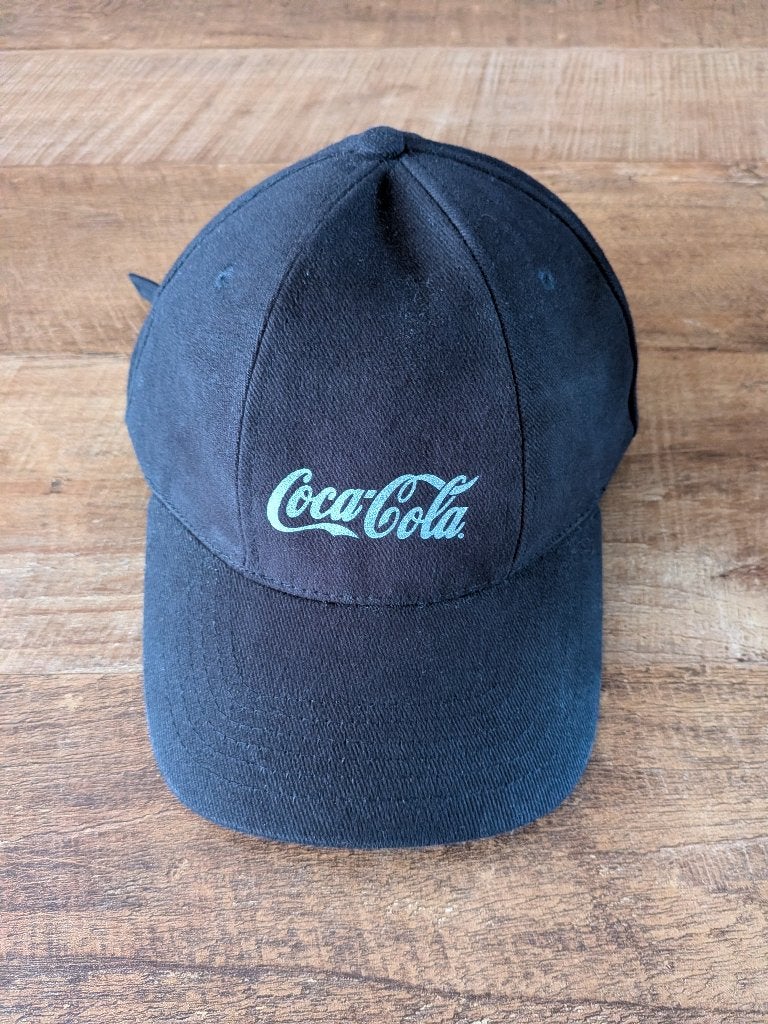 Vintage Zwarte Coca-Cola Pet – Verstelbare sluiting, Coca-Cola, One size fits all, Ophalen of Verzenden, Pet