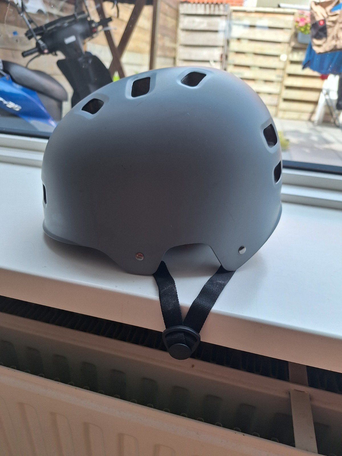 GooffSnorfiets helm pedelachelm maat l, Ophalen of Verzenden, Zo goed als nieuw, Heer of Dame