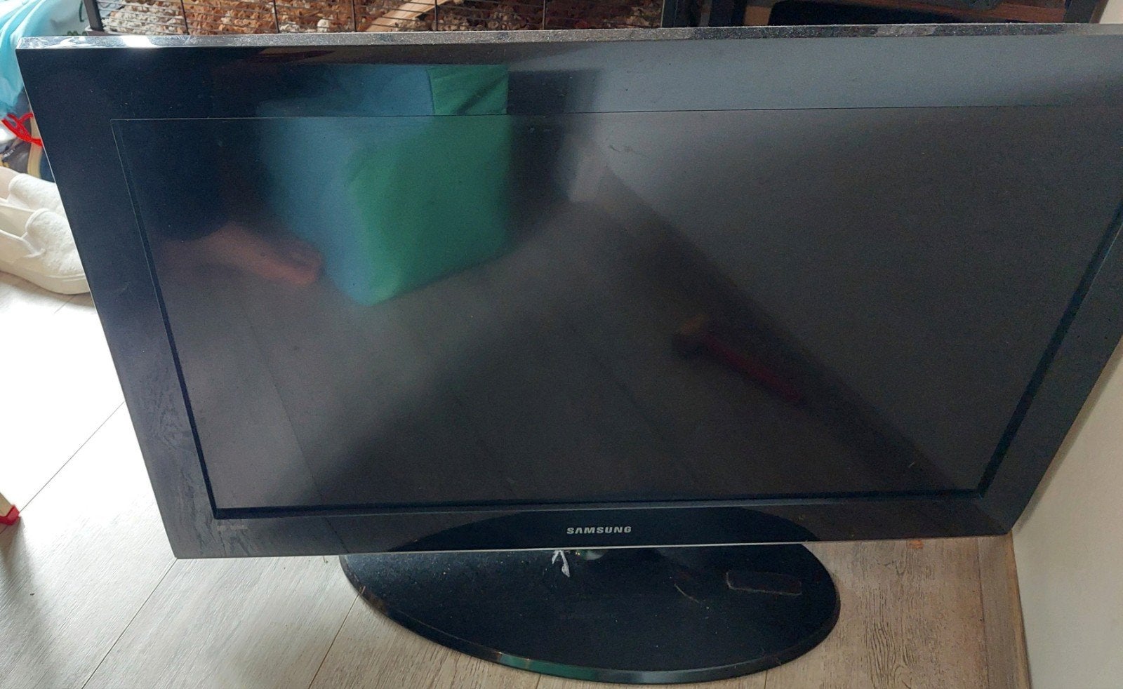 Gratis - Defecte Samsung TV - start moeilijk op, Ophalen, 50 Hz, Samsung, 100 cm of meer