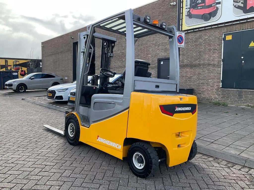 Jungheinrich EFG 425 2500KG 4.70METER HEFTRUCK (bj 2017)