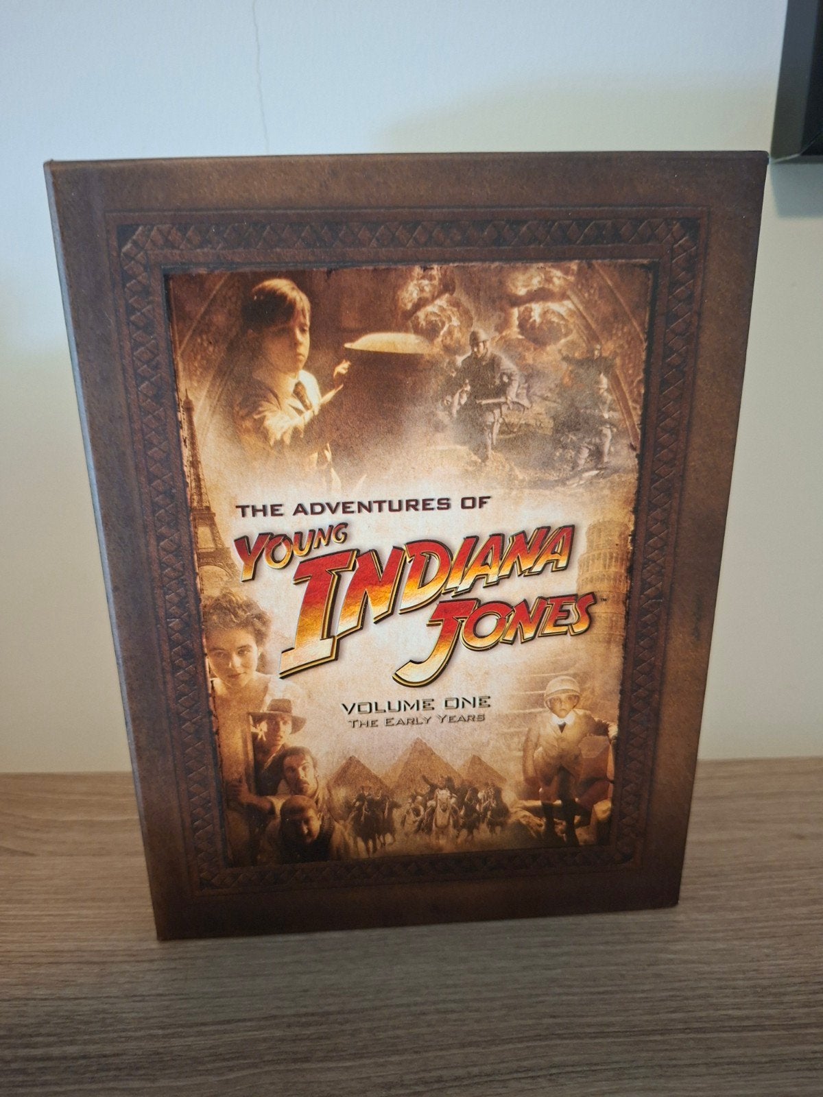 The Adventures of Young Indiana Jones - Volume 1 boxset, Engels, Verzenden, Nederlands, Zo goed als nieuw