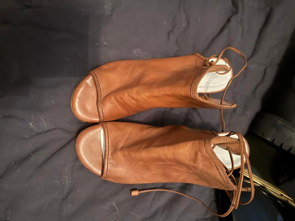 Michard Ardillier Peep Toe Pumps Leer Veter Achterkant, Pumps, Bruin, Verzenden, Zo goed als nieuw