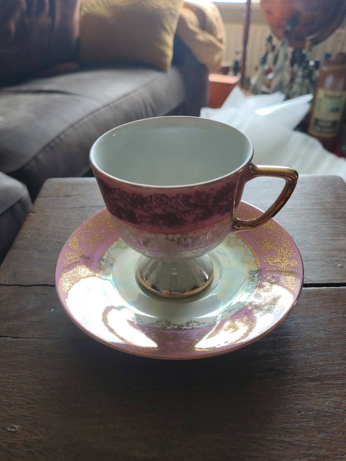 Vintage Lusterware Theekop en Schotel op Voet - Roze Goud, Ophalen of Verzenden
