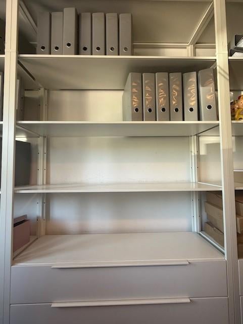 GRATIS Fjalkinge kast ikea breed 2 stuks, Huis en Inrichting, Kasten | Boekenkasten, Ophalen, Gebruikt, 100 tot 150 cm, 150 tot 200 cm