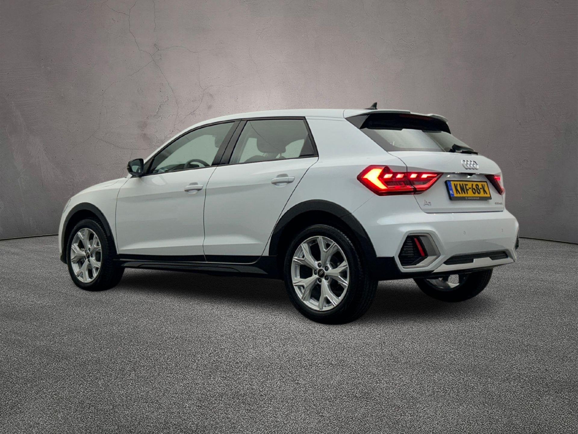 Audi A1 allstreet 30 TFSI Advanced edition | Apple/Android P, Auto's, Audi, Stof, Euro 6, 116 pk, Wit