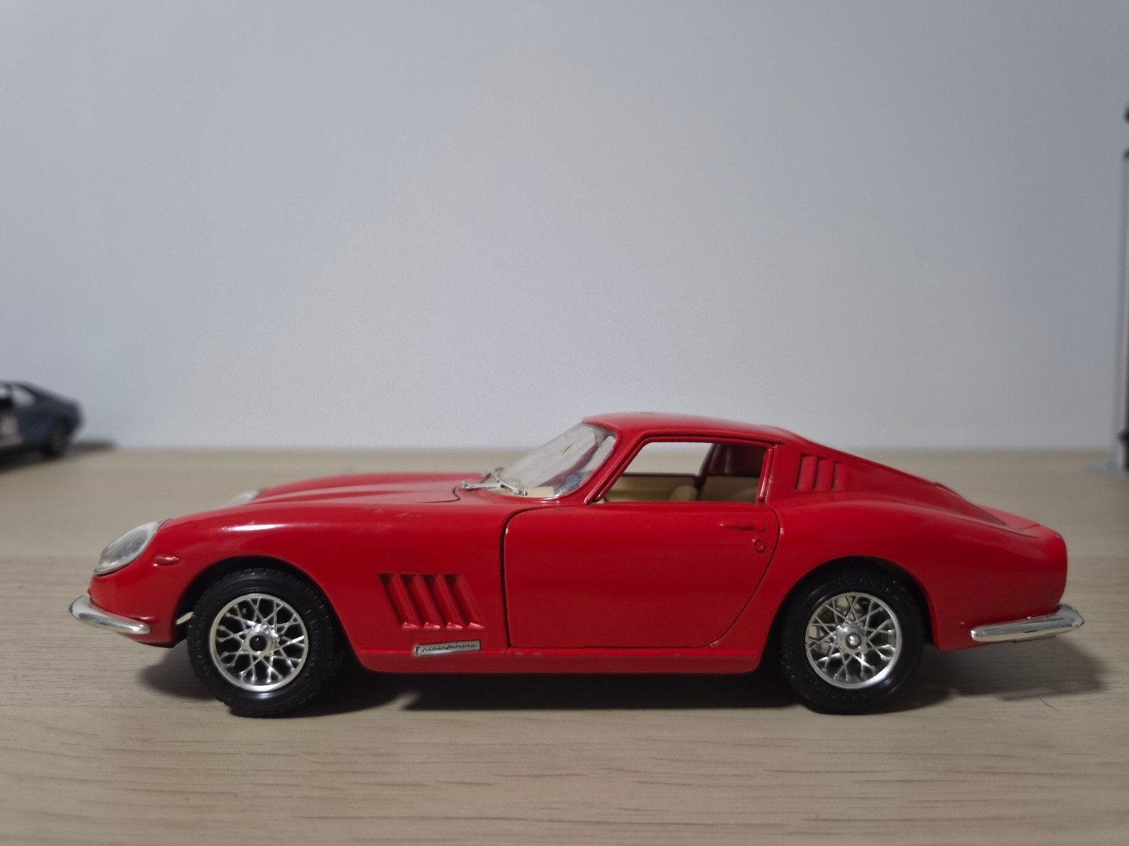Ferrari 275 GTB/4 1:24, Ophalen of Verzenden, Gebruikt, Auto, Bburago