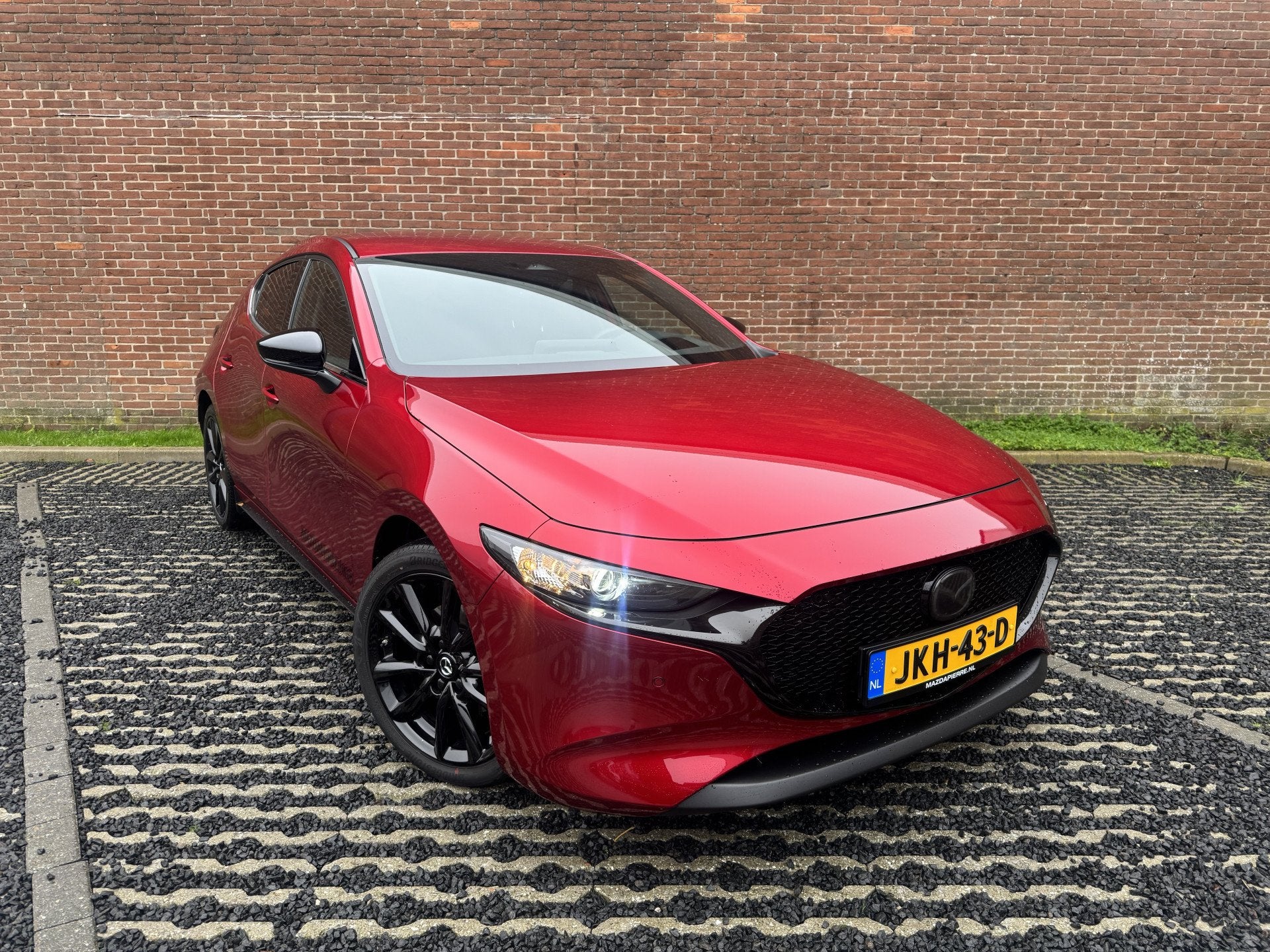 Mazda 3 2.5 e-SkyActiv-G M Hybrid 140 Homura | DEMO DEAL!, Auto's, Voorwielaandrijving, Dealer onderhouden, Stof, Gebruikt