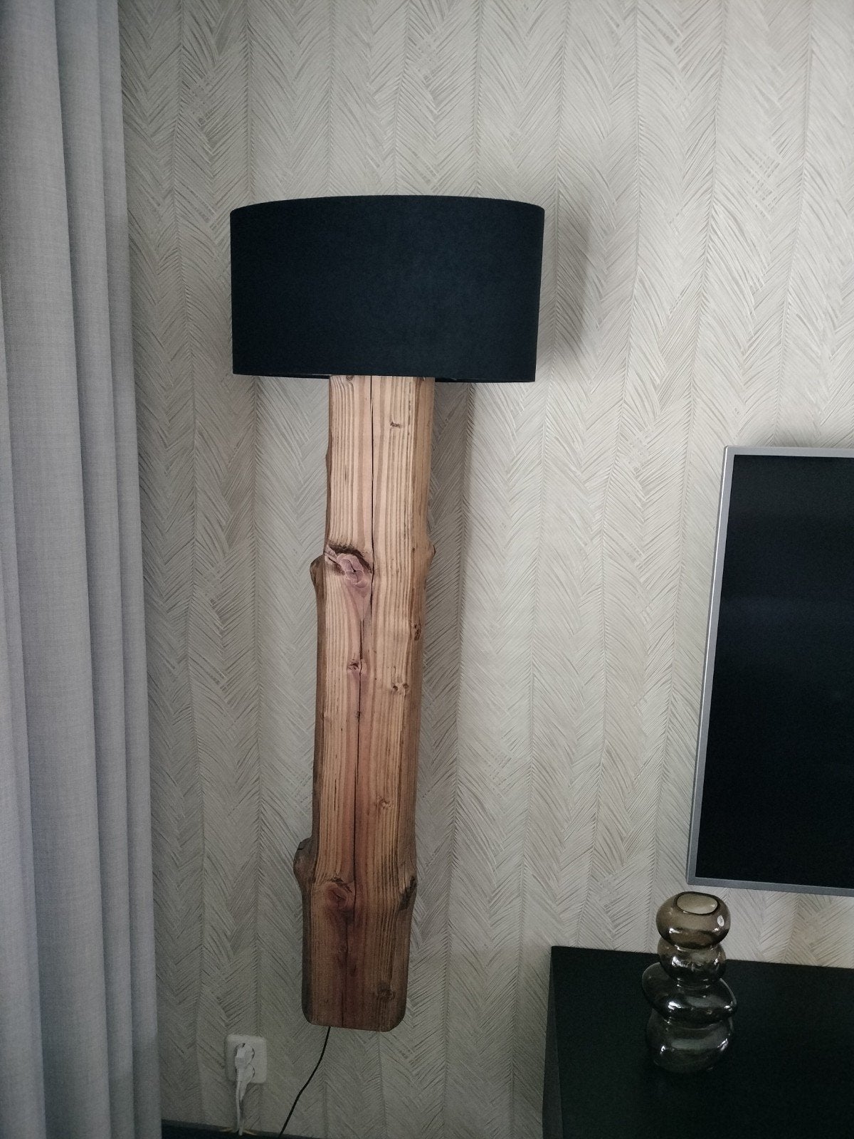 Houten wandlamp met stoffen kap - 125 cm, Ophalen, Zo goed als nieuw, Hout, Zwart