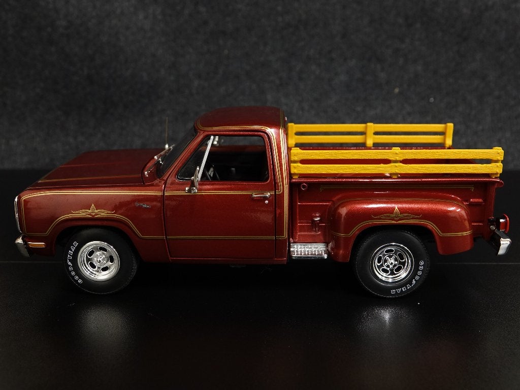 AutoWorld 1:18 1979 Dodge D100 Stepside Warlock II Pick-Up, Overige merken, AutoWorld, Auto, Onbekend