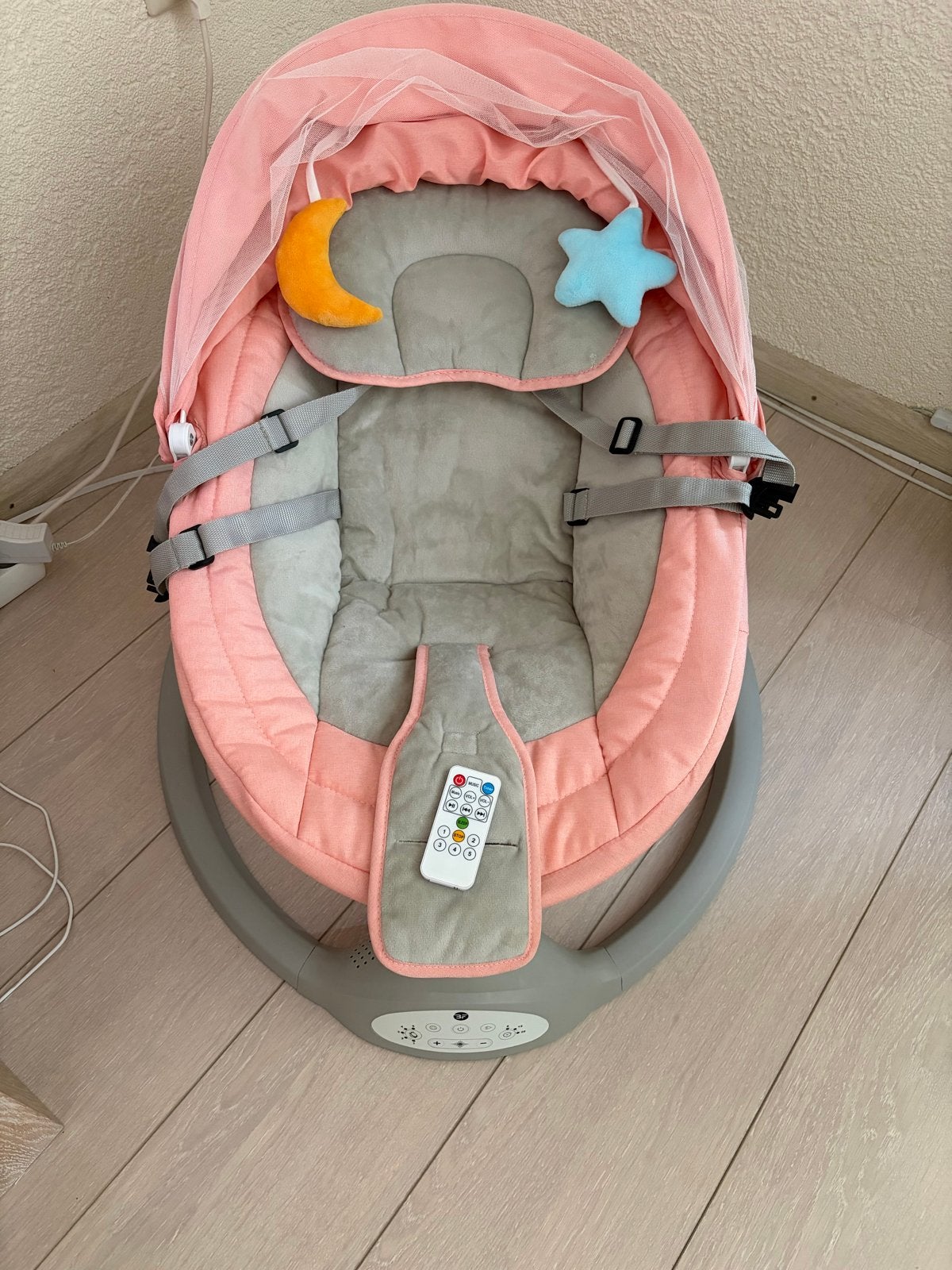 Roze wipstoel/schommelstoel met afstandsbediening 25 euro, Kinderen en Baby's, Wipstoeltjes, Wipstoel, Ophalen, Overige merken