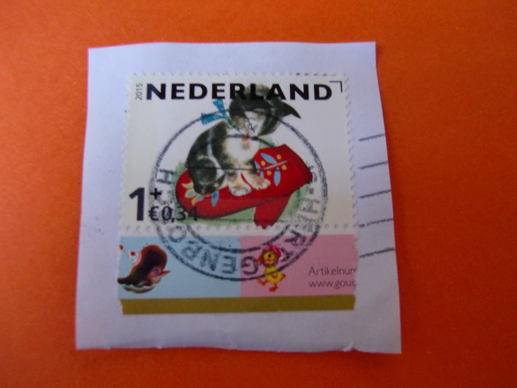 Persoonlijke zegel - Ned. 2015 katje op want op pap. - gest., Postzegels en Munten, Verzenden, Na 1940, Gestempeld