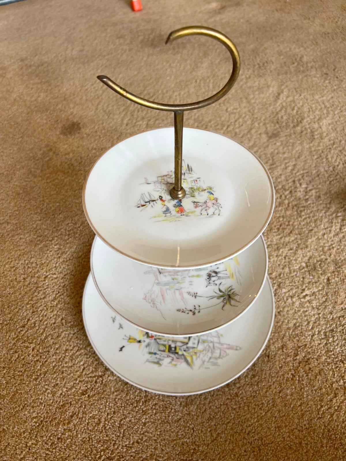 etagere, Ophalen