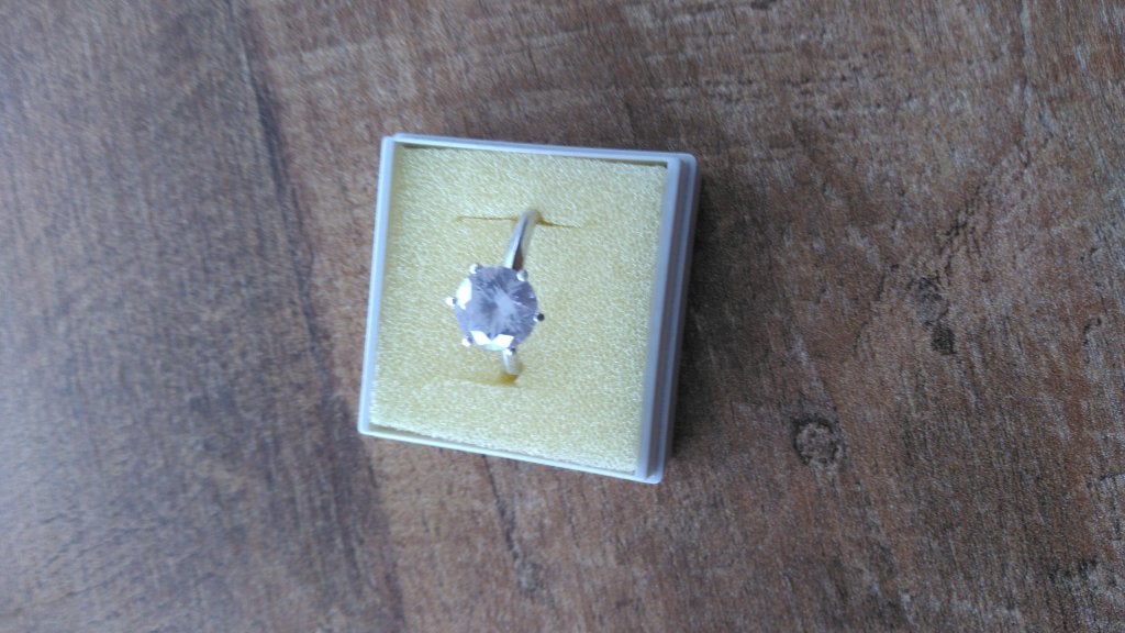 Zilveren ring met kristal maat 18 ( 925 ), Met kristal, 18 tot 19, Wit, Ophalen of Verzenden