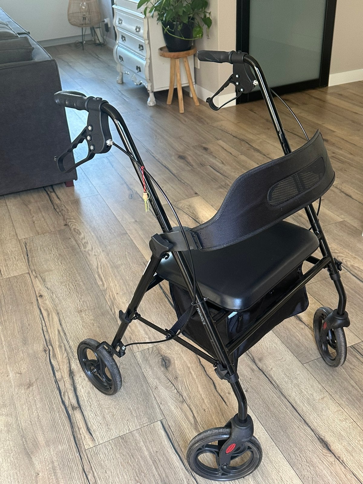 Nette zgn rollator, Diversen, Ophalen, Zo goed als nieuw