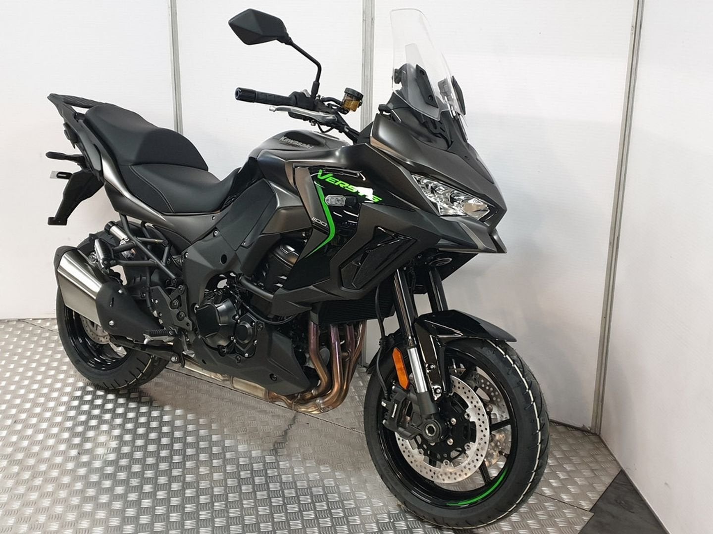 KAWASAKI VERSYS 1100 (bj 2025), 1099 cc, Kawasaki, 4 cilinders, Bedrijf