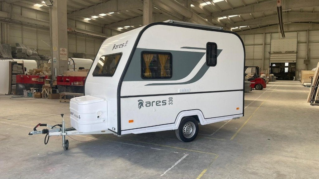 Ares 330-caravan (nieuw), Ophalen, Nieuw