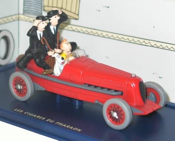 RODE RACEWAGEN uit KUIFJE De Sigaren van de Farao, Ophalen of Verzenden, Kuifje, Nieuw, Beeldje of Figuurtje
