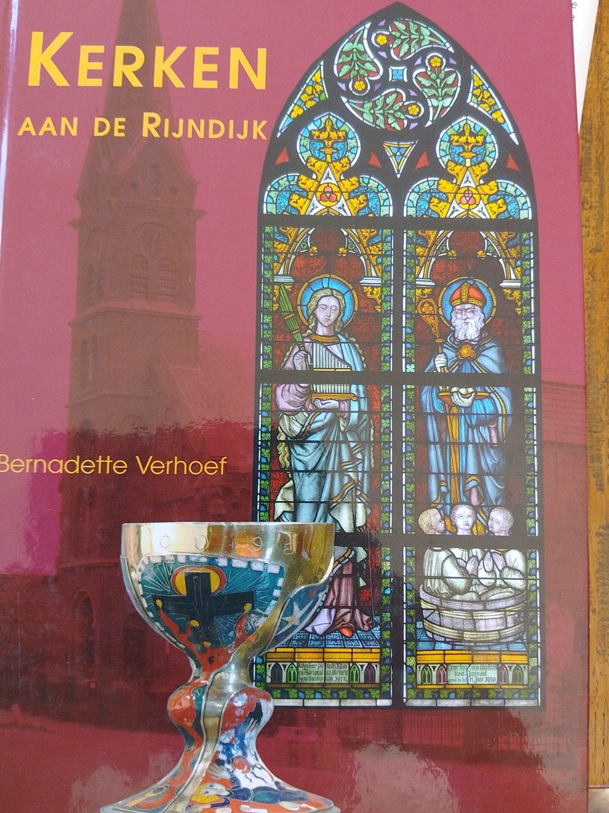 Kerken aan de Rijndijk - Bernadette Verhoef, Ophalen of Verzenden, Zo goed als nieuw, Bernadette Verhoef, Christendom | Katholiek