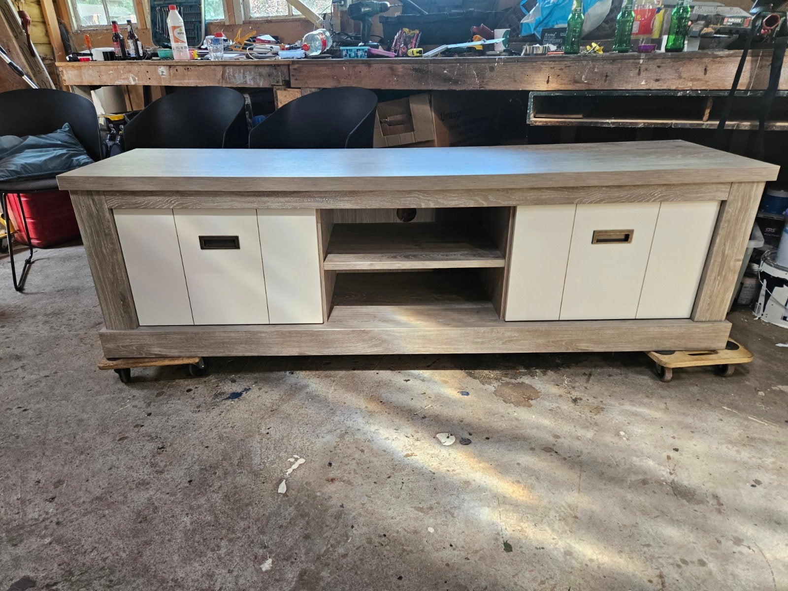 Modern TV-meubel 190x51x55 cm met opbergruimte, Gebruikt, 150 tot 200 cm, Ophalen of Verzenden, Minder dan 100 cm