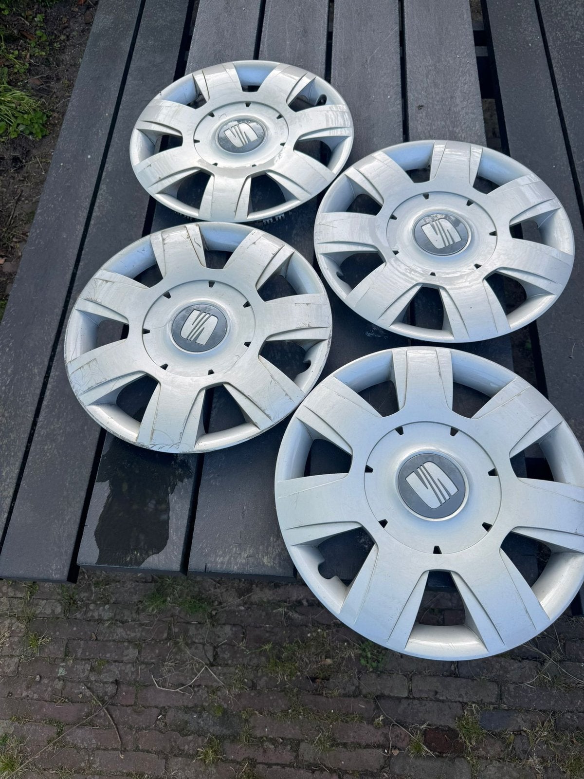 Seat wieldoppen 16 inch, Ophalen of Verzenden, Zo goed als nieuw