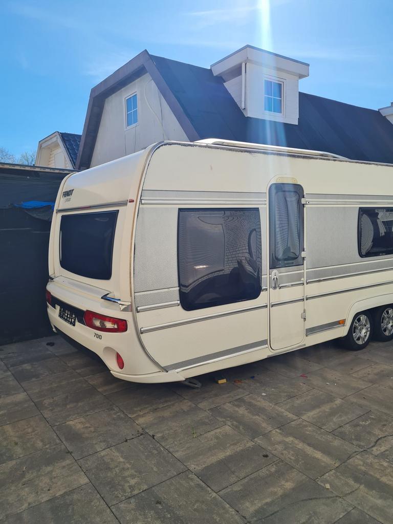 Fendt 700 caravan, Vast bed, Rondzit, Tot en met 2, 7 tot 8 meter