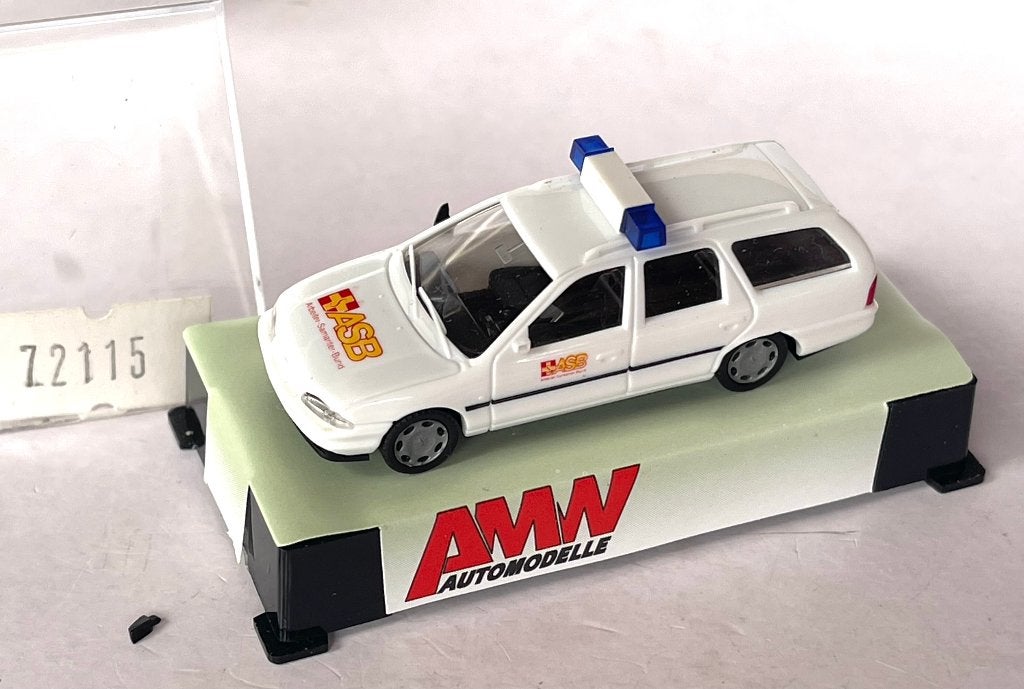 AMW 72115: Ford Mondeo Turnier van "Arbeiter-Samariter-Bund", Ophalen of Verzenden, Zo goed als nieuw, Auto, Overige merken