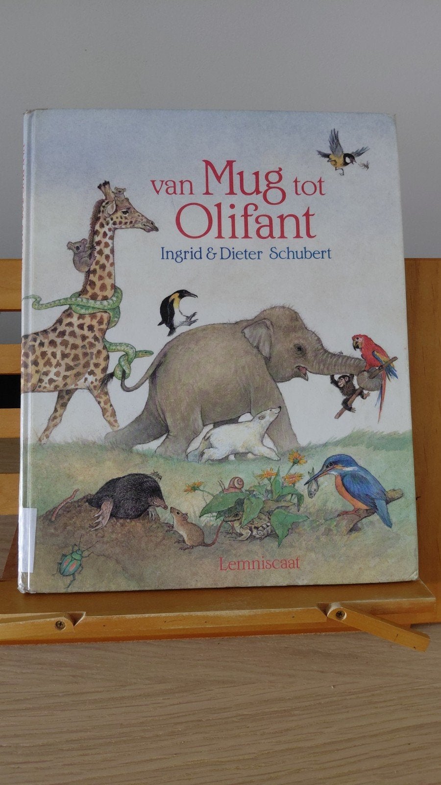 Van Mug tot Olifant - Ingrid & Dieter Schubert, Ophalen of Verzenden, Gelezen