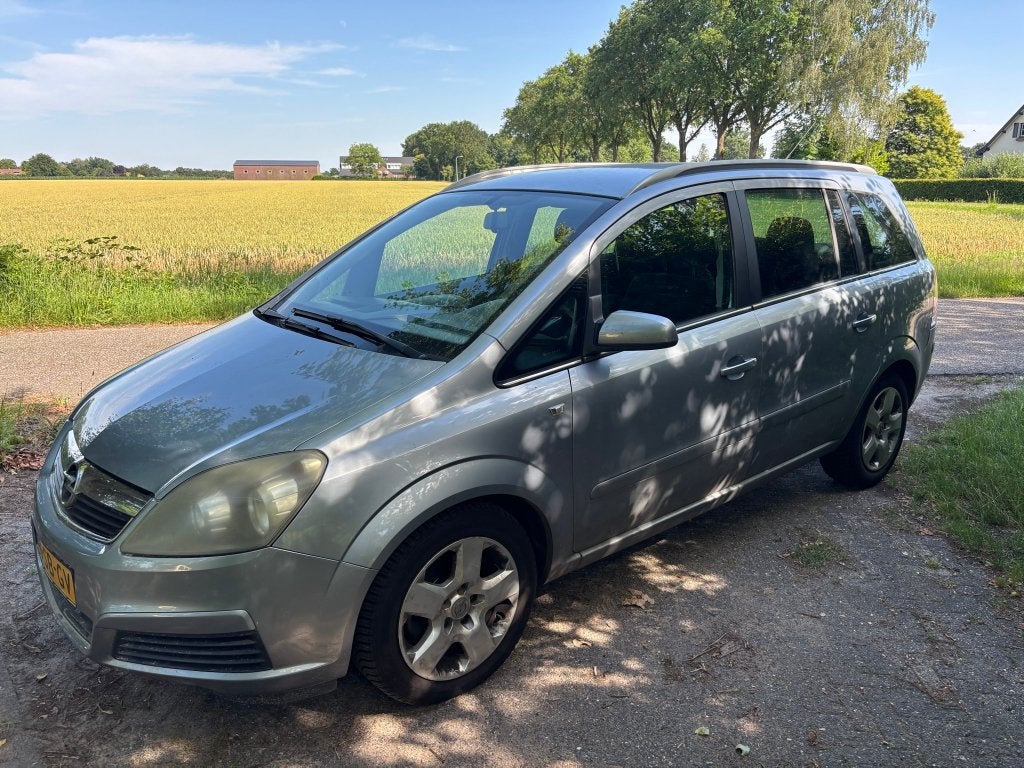 Opel Zafira 1.8 2005 Grijs, Auto's, Opel, Particulier, Zafira, Trekhaak, Benzine, Euro 4, C, MPV, Handgeschakeld, Origineel Nederlands