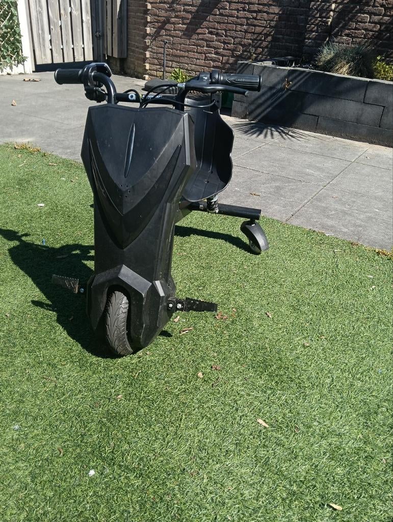 Elektrische Drift Trike - Zo goed als nieuw, 3 standen, Ophalen of Verzenden, Zo goed als nieuw, Elektrische step (E-scooter)