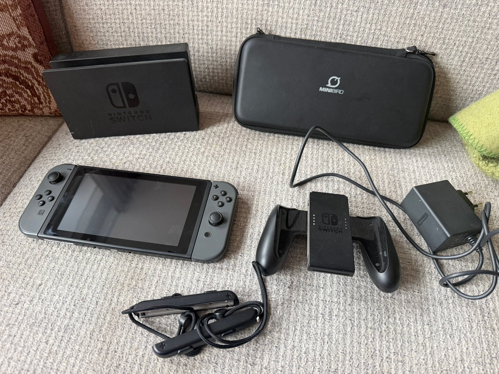 Nintendo Switch - IN ZEER GOEDE STAAT EN HELEMAAL COMPLEET!, Ophalen of Verzenden, Zo goed als nieuw, Met 2 controllers, Switch Original