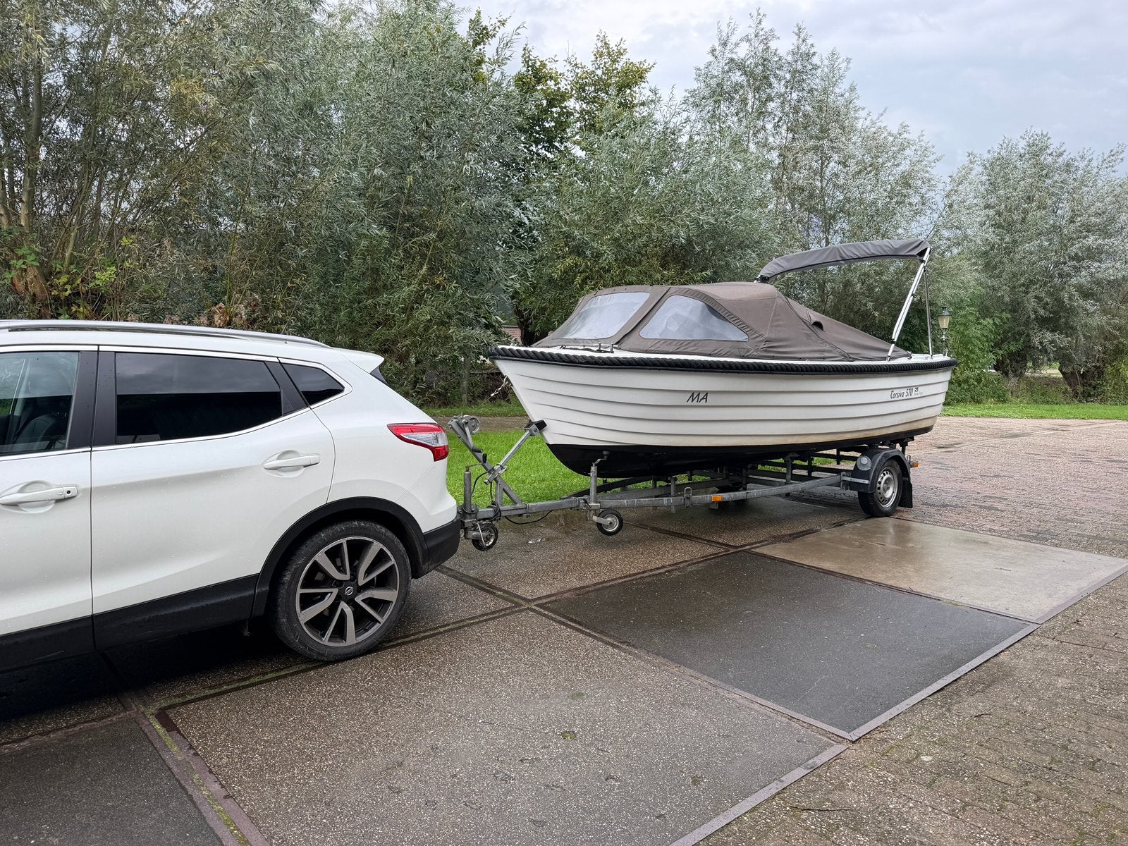 Corsiva 570 Tender sloep New Age incl trailer, Ophalen of Verzenden, Zo goed als nieuw