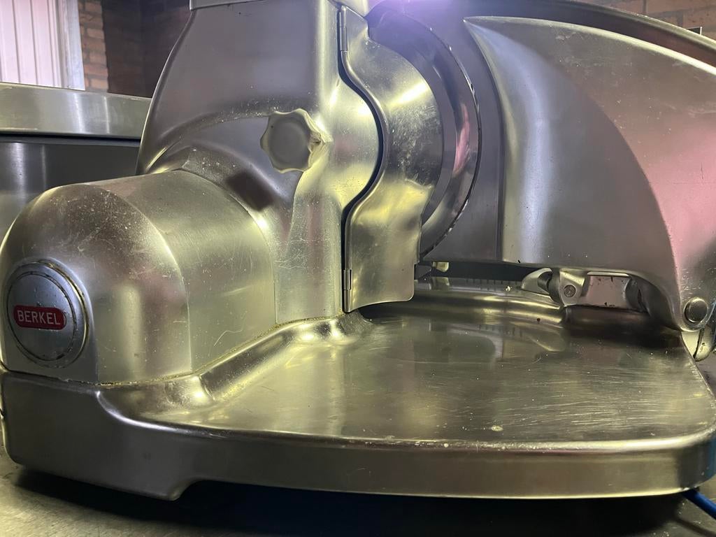 Berkel Vleessnijmachine - Professionele Kwaliteit, Ophalen of Verzenden, Gebruikt