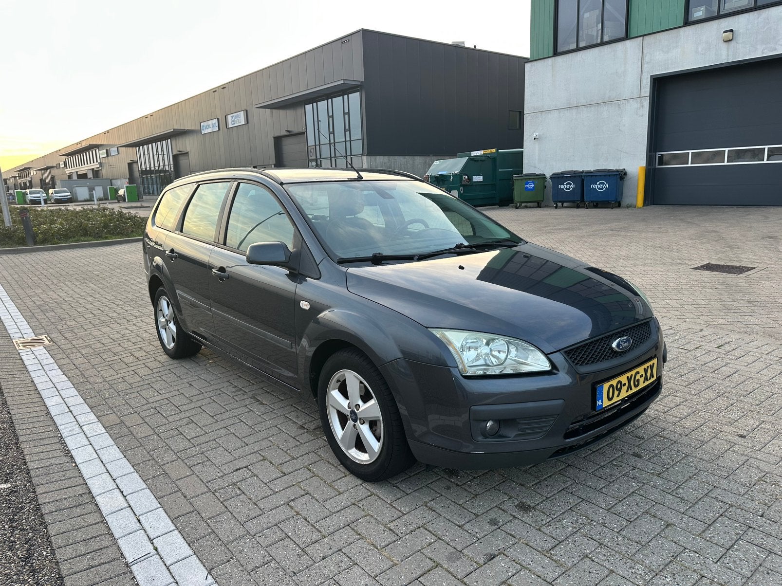 Ford Focus 1.6 74KW Wagon 2007 Grijs rijdt schakelt goed, 1596 cc, 15 km/l, 4 cilinders, 635 kg