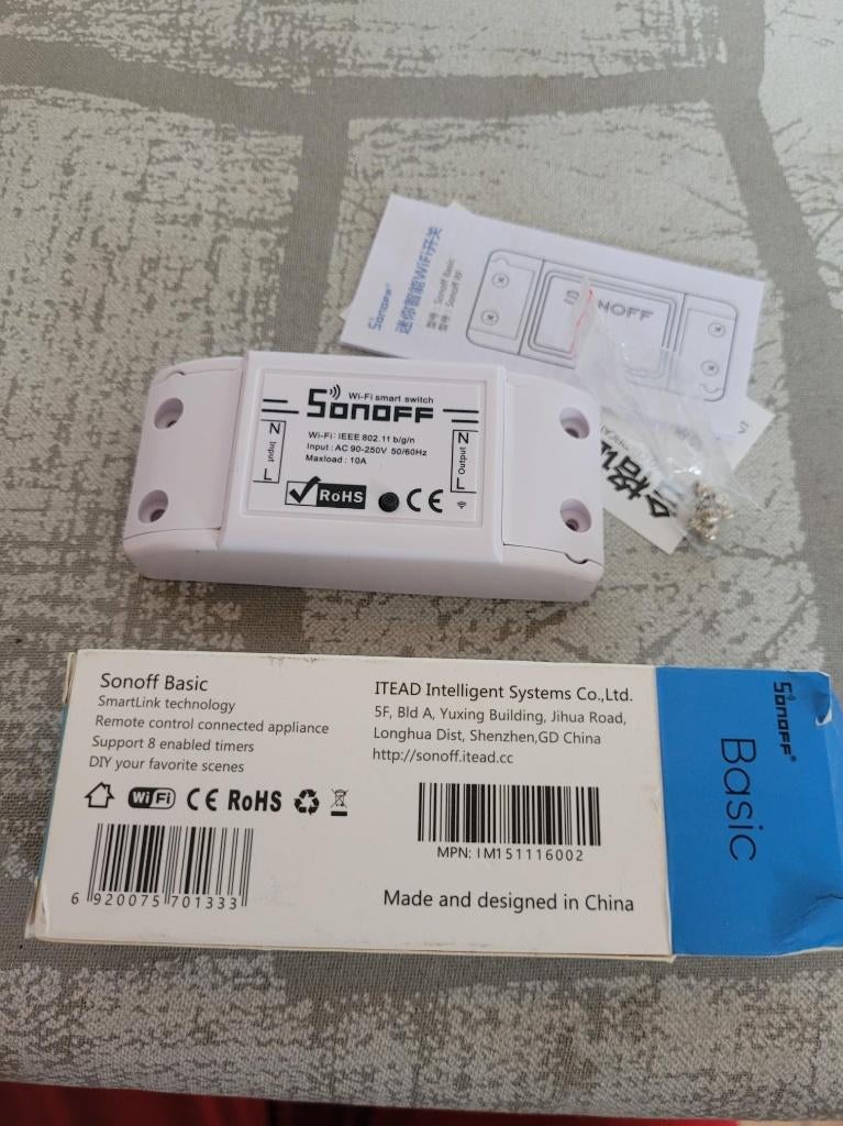 Sonoff basic wifi smart switch, remote control, Hobby en Vrije tijd, Elektronica-componenten, Nieuw, Ophalen of Verzenden