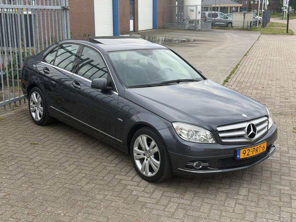 Mercedes-Benz C-klasse 180 CGI BlueEFFICIENCY Business Class, Auto's, Automaat, Achterwielaandrijving, Zwart, 14 km/l