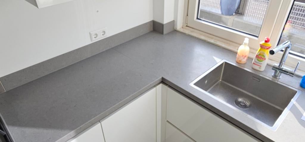 Complete keuken met Zanussi en Siemens apparatuur, Gebruikt, Wit, Hoekkeuken, Ophalen of Verzenden