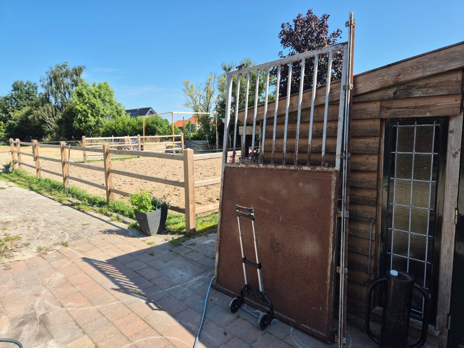 Paarden Staldeur met ophangrail - 222x128,5 cm, Ophalen, Gebruikt